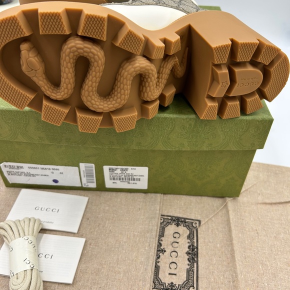 Women’s Gucci, Apollo, GG supreme quilted ankle boots size 42 made in Italy - Picture 8 of 12